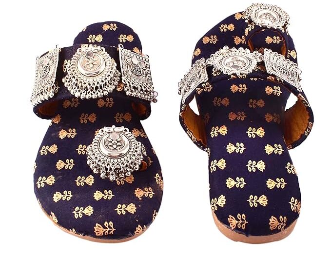 Best Women’s Shoes for Durga Puja 2025